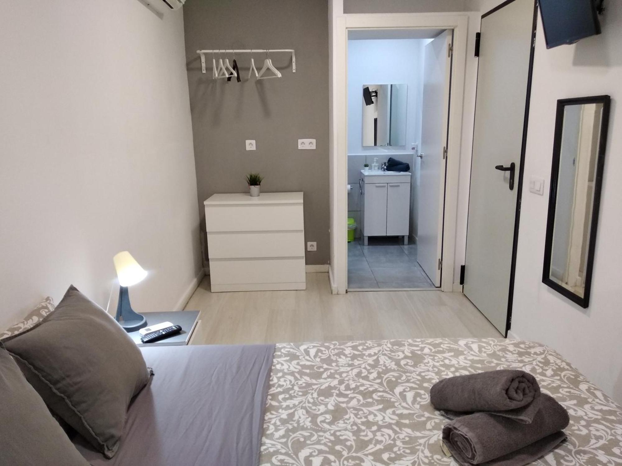 Urban Basic Hotel *